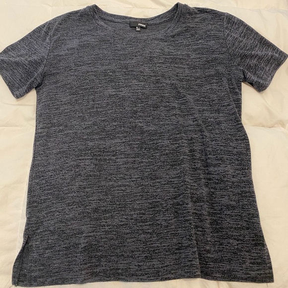 Aritzia grey Wilfred Free T-shirt